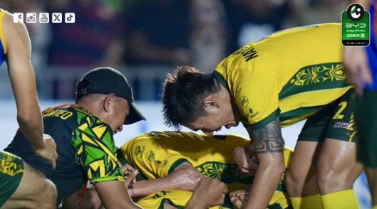 ตำนานจากชายแดนใต้! นรา ยูไนเต็ด สู้ตายซัดท้ายเกมเจ๊าอุตรดิตถ์ 1-1 ผงาดแชมป์ไทยลีก 3 สกอร์รวม 4-3